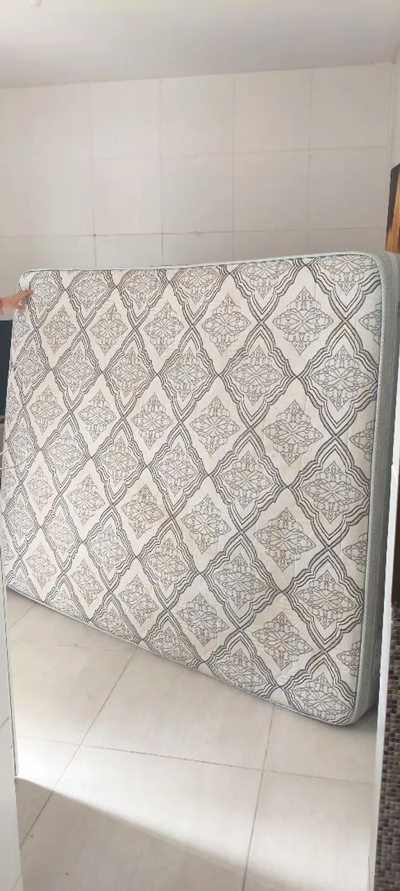 Cama de Casal Queen + Colchão e Base