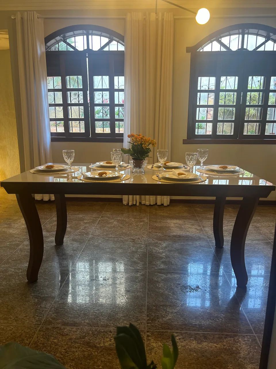 Mesa de jantar  6 lugares