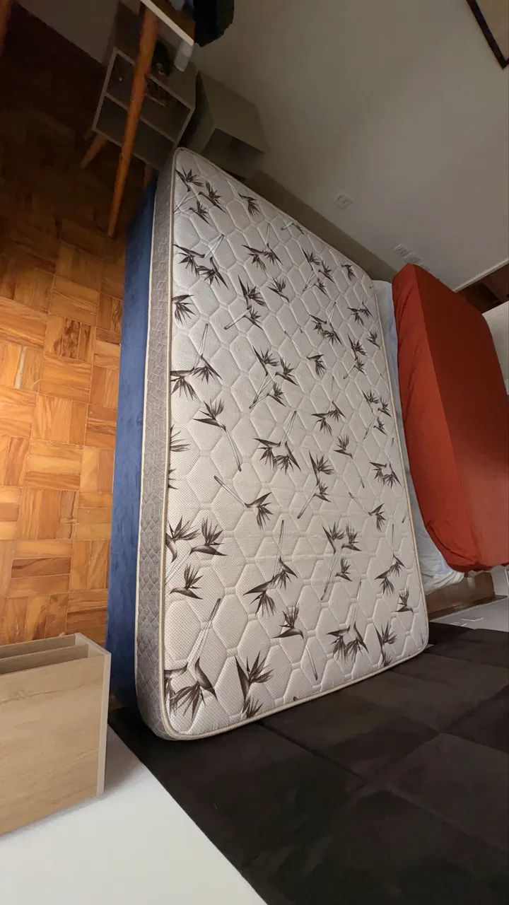 Cama box com colchão de viúva