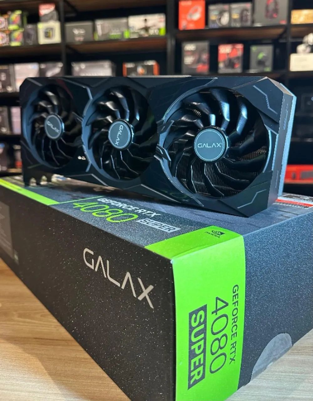 (LOJA FÍSICA) Placa de vídeo RTX 4080 Super Galax SG 16GB - Seminova - Foto 3