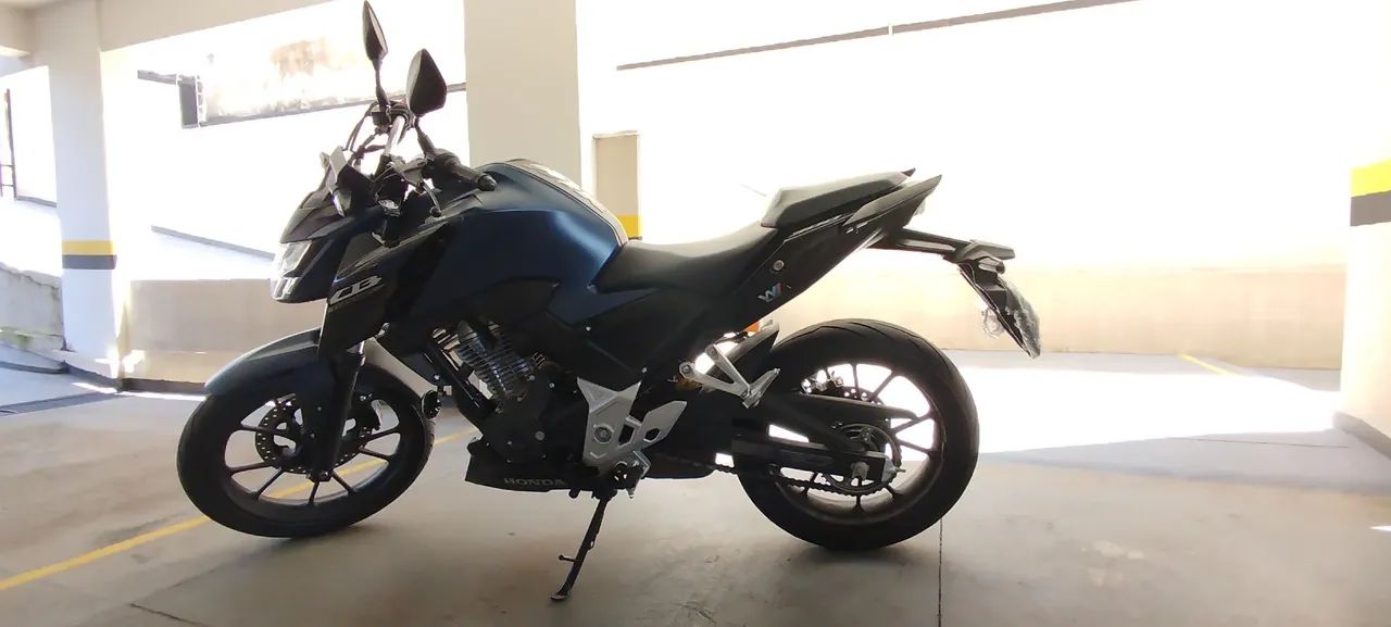 CB300F TWISTER - Foto 2