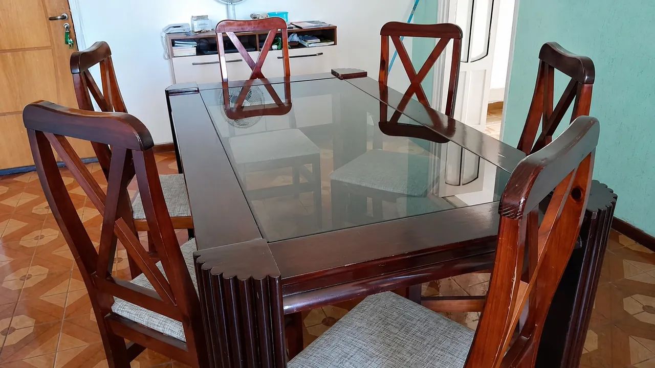 Mesa de Jantar com 6 Cadeiras - Foto 2