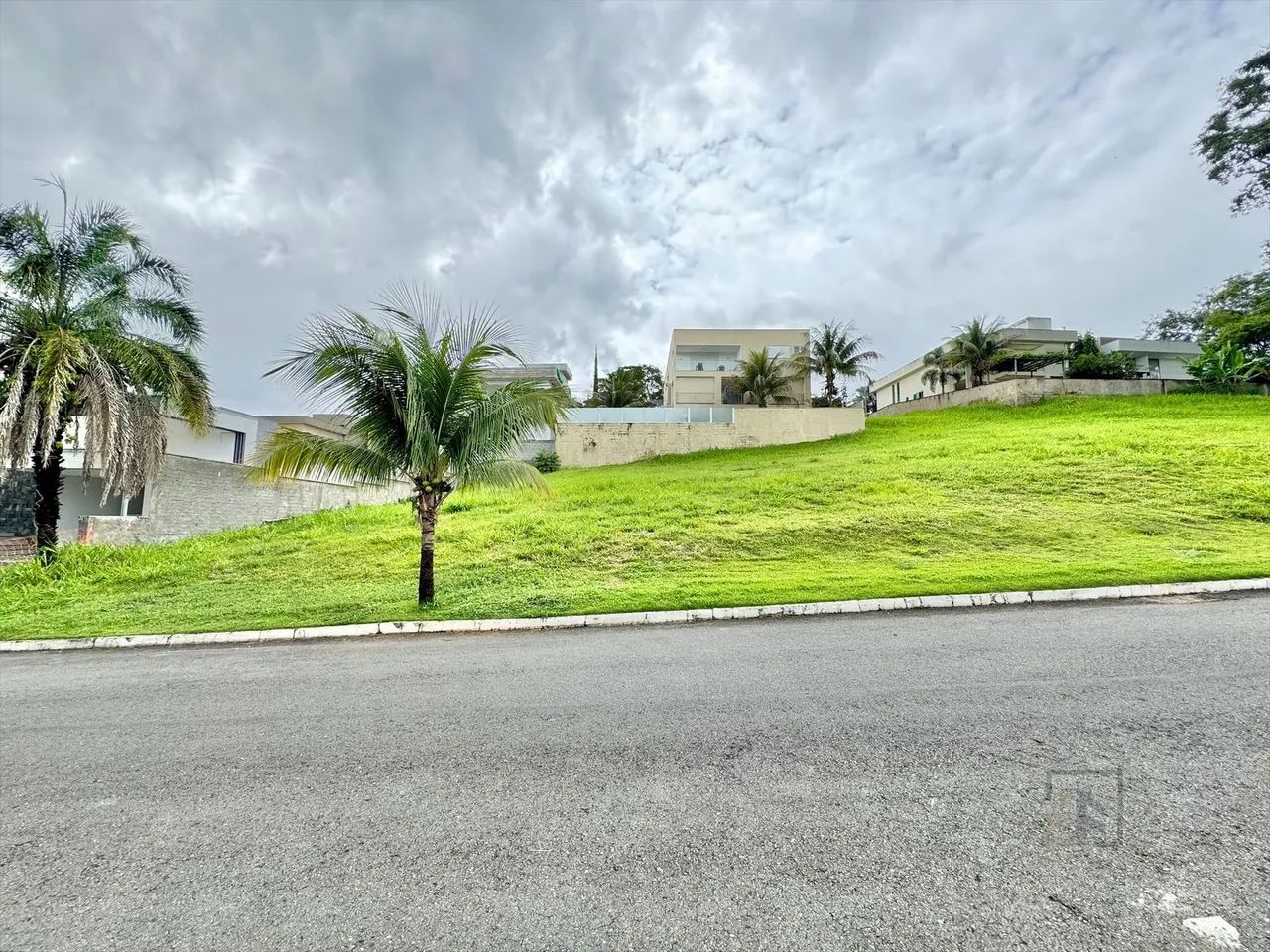 Lote com 396 metros quadrados a venda condomínio Vale Verde em Senador Canedo - Foto 2