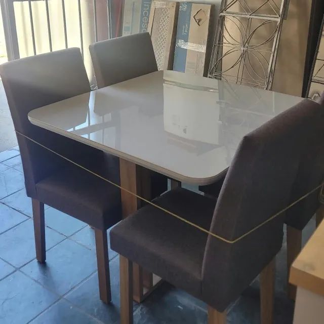 Mesa nova com 4 cadeiras - Foto 4