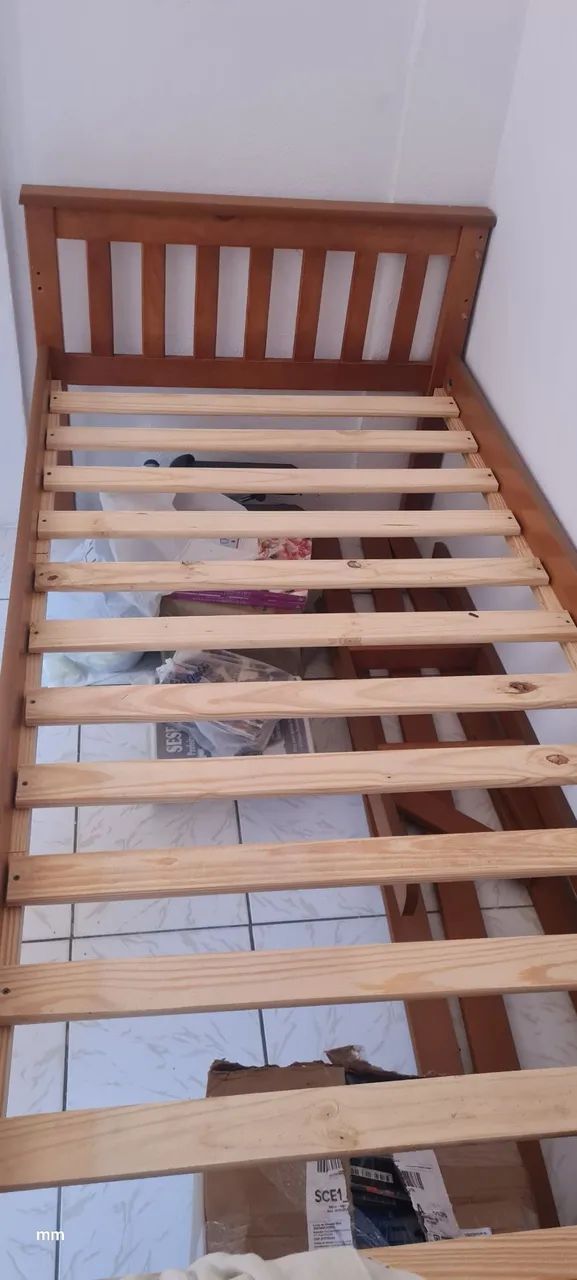 Cama de solteiro madeira maciça. - Foto 5