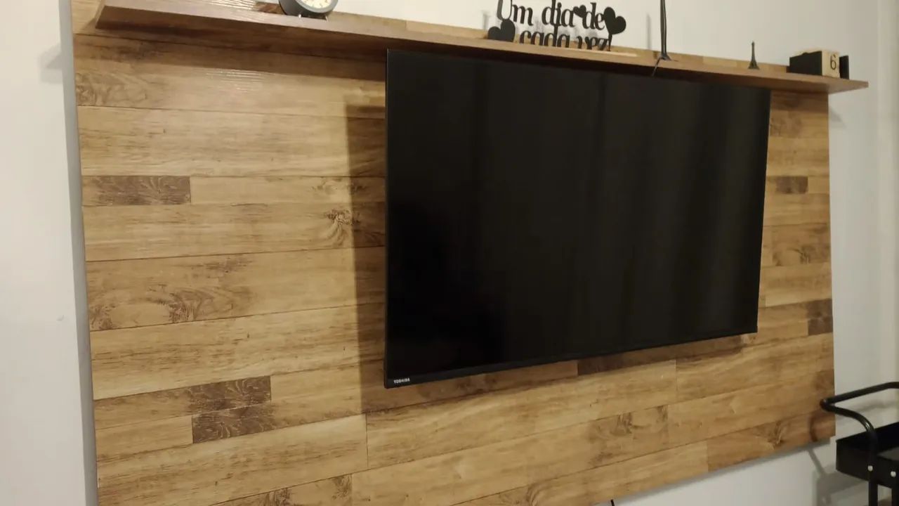 Guarda roupa, Rack, Mesa e caldeiras  - Foto 2