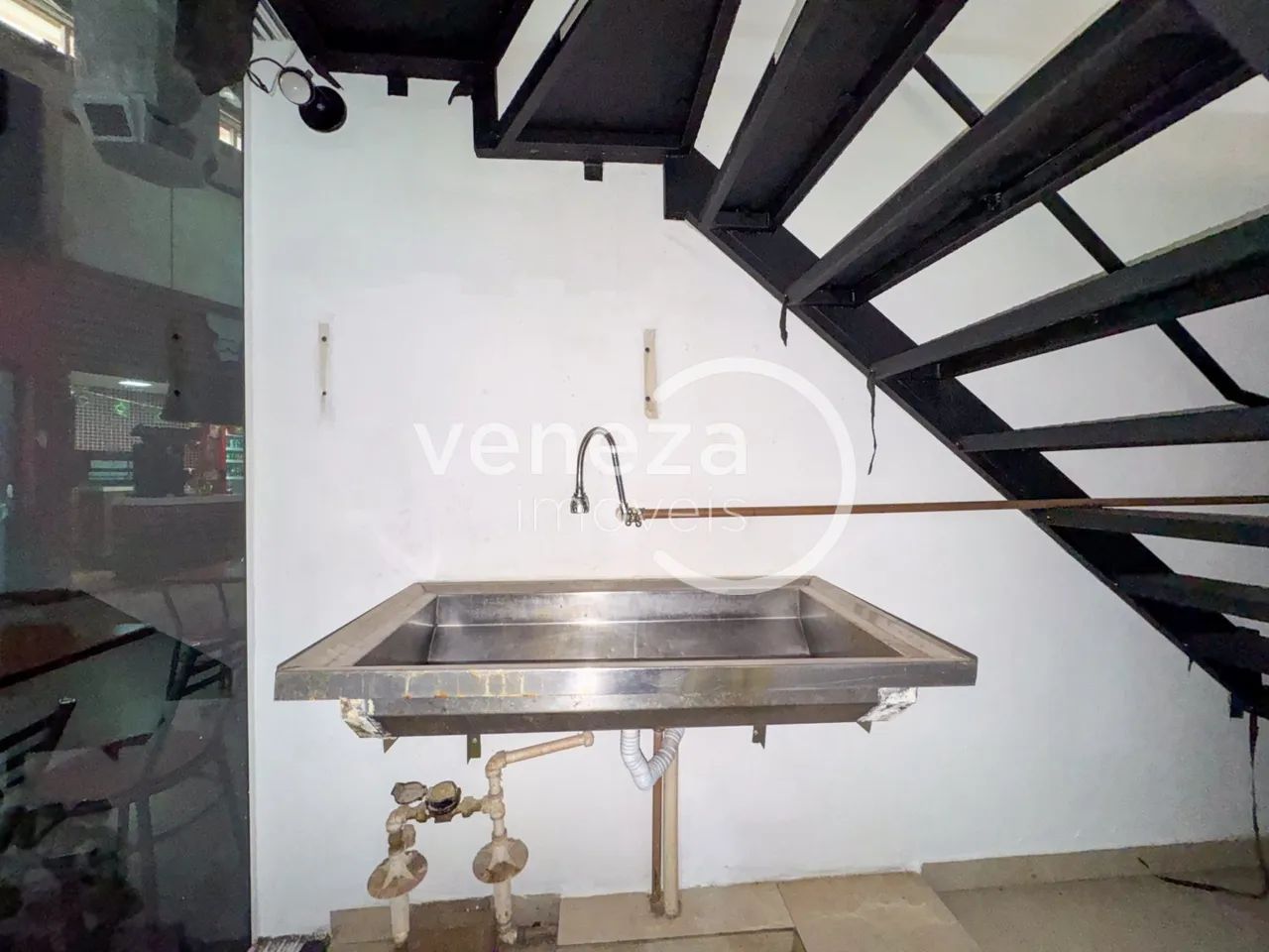 Loja comercial à venda no Mercado da Prochet, Londrina - Foto 4