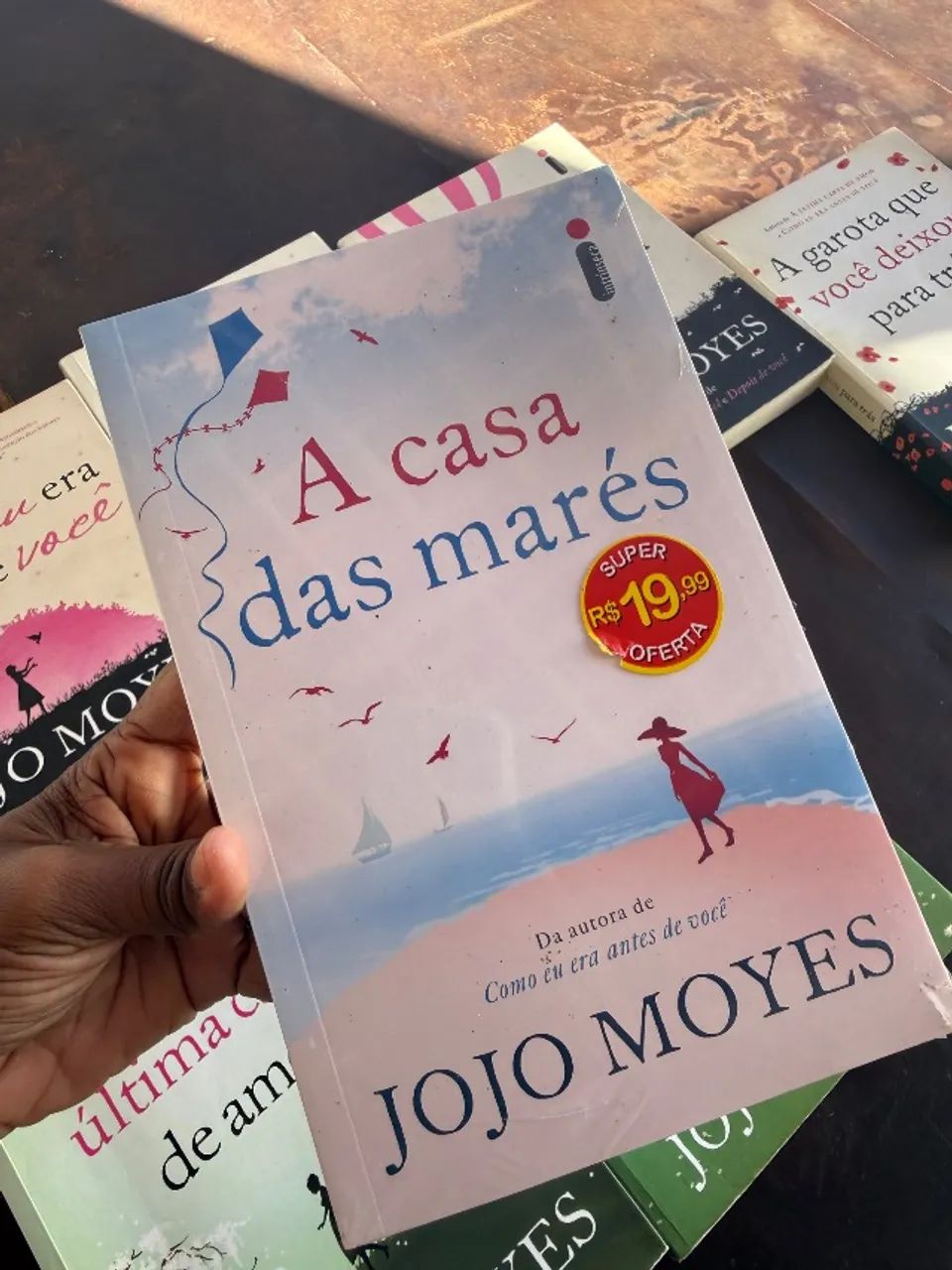 Livros de romance 10 reais - Foto 3