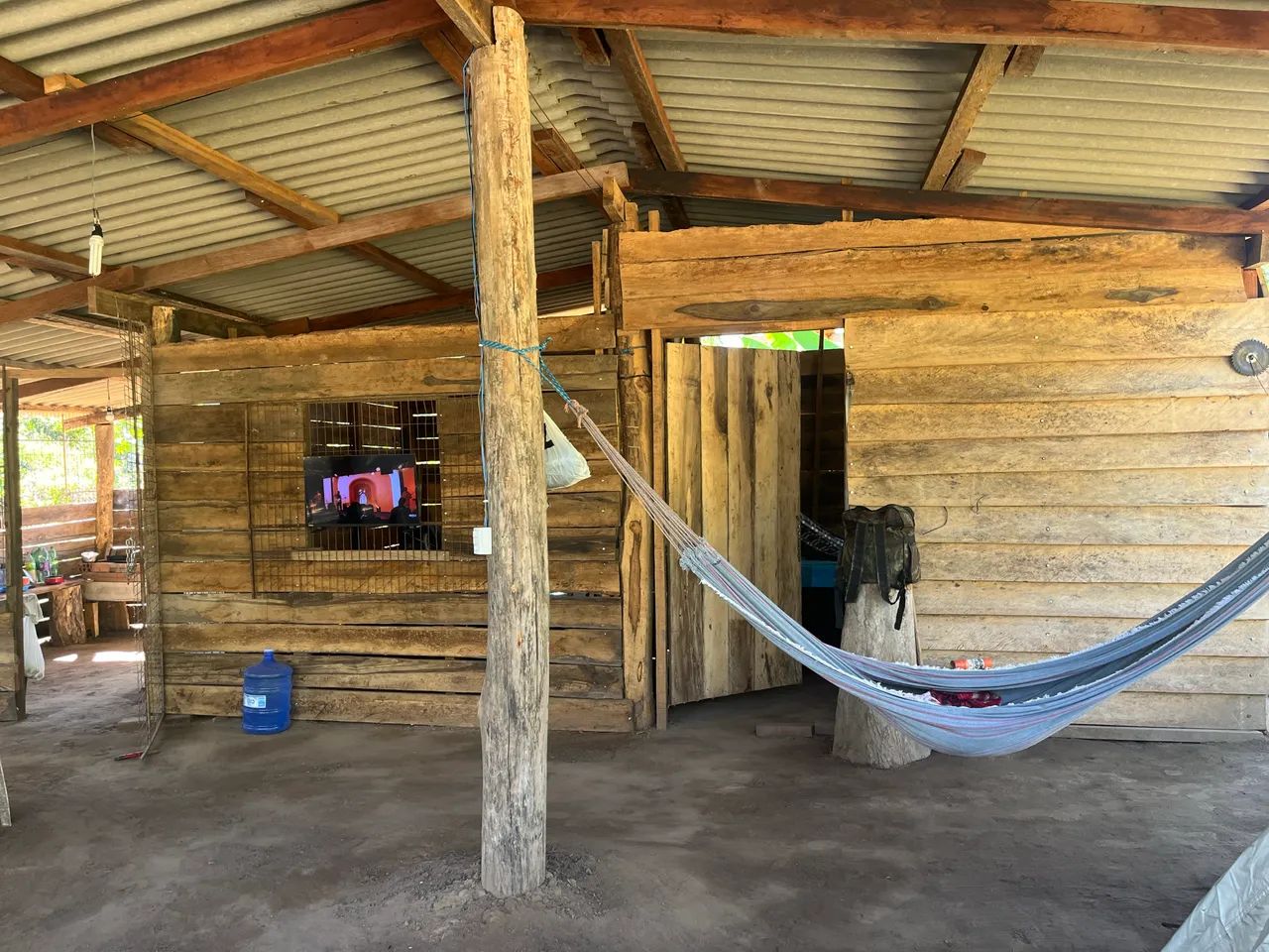 VENDO RANCHO ÁS MARGENS DO RIO TOCANTINS -PRÓXIMO AO POVOADO TREVO DA PRAIA. - Foto 5