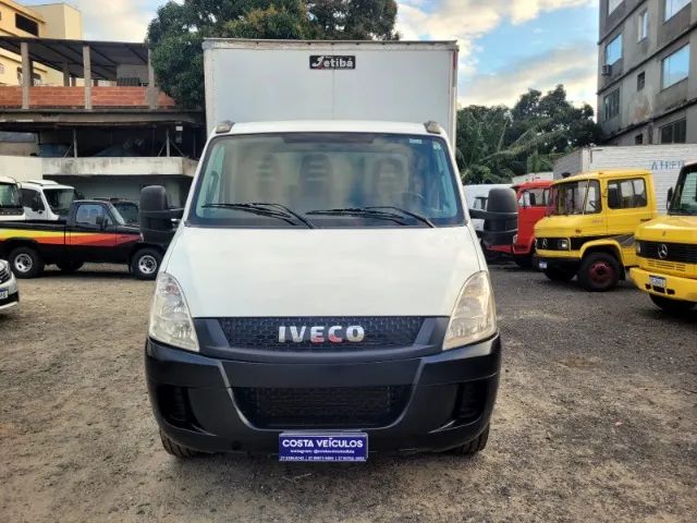 Iveco Daily 45S17 Baú 2013 - Foto 3