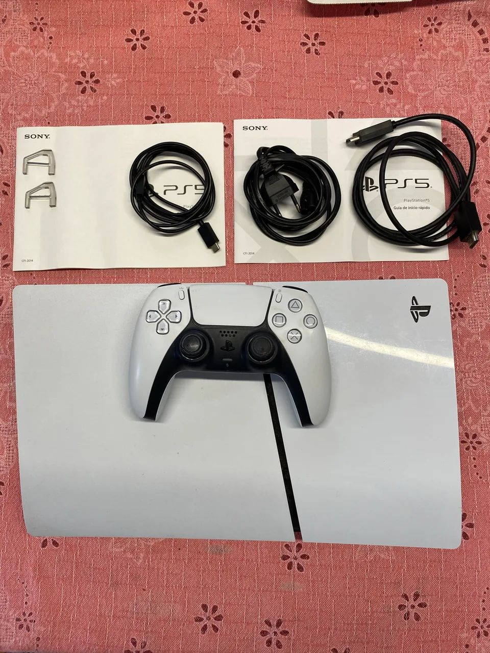 Playstation 5 slim Ed. digital na caixa