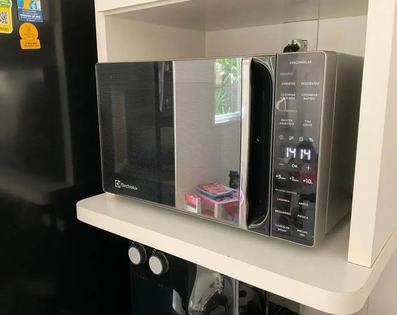 Microondas Electrolux espelhado, funcionando perfeitamente  - Foto 3
