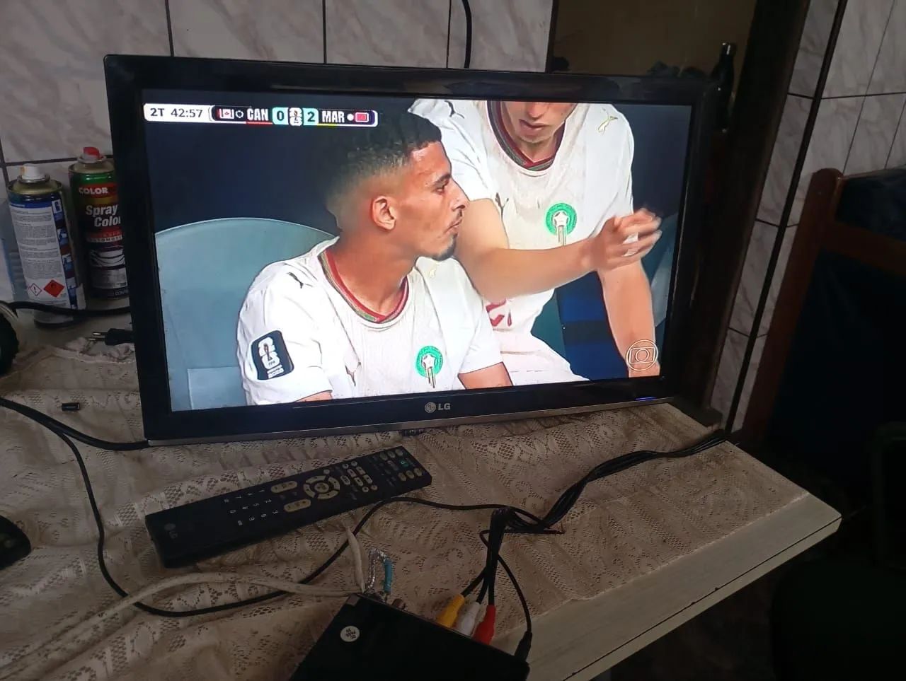 Tv LG 24 polegadas conversor digital e controle. - Foto 3