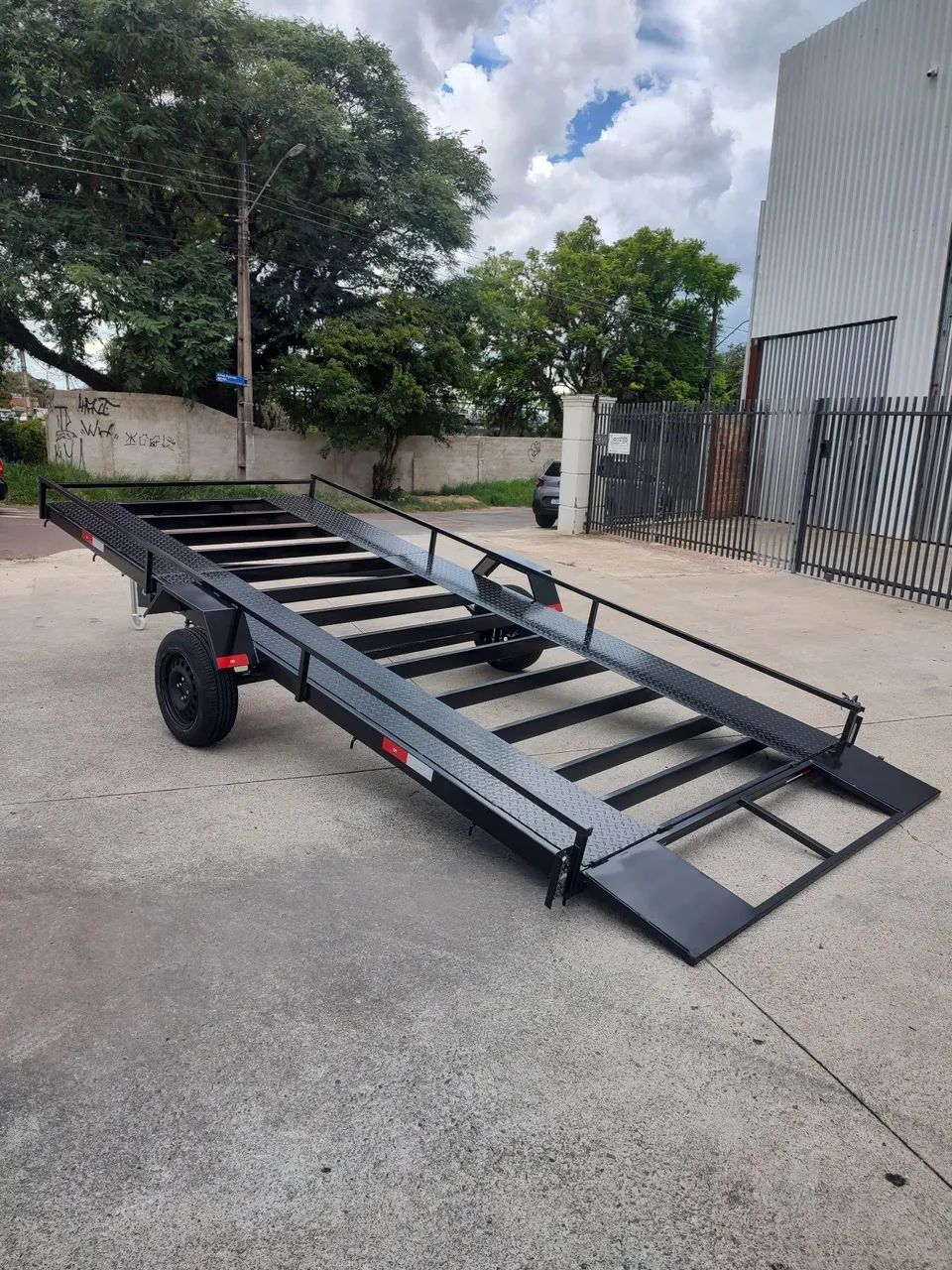 Reboque pracha basculante 