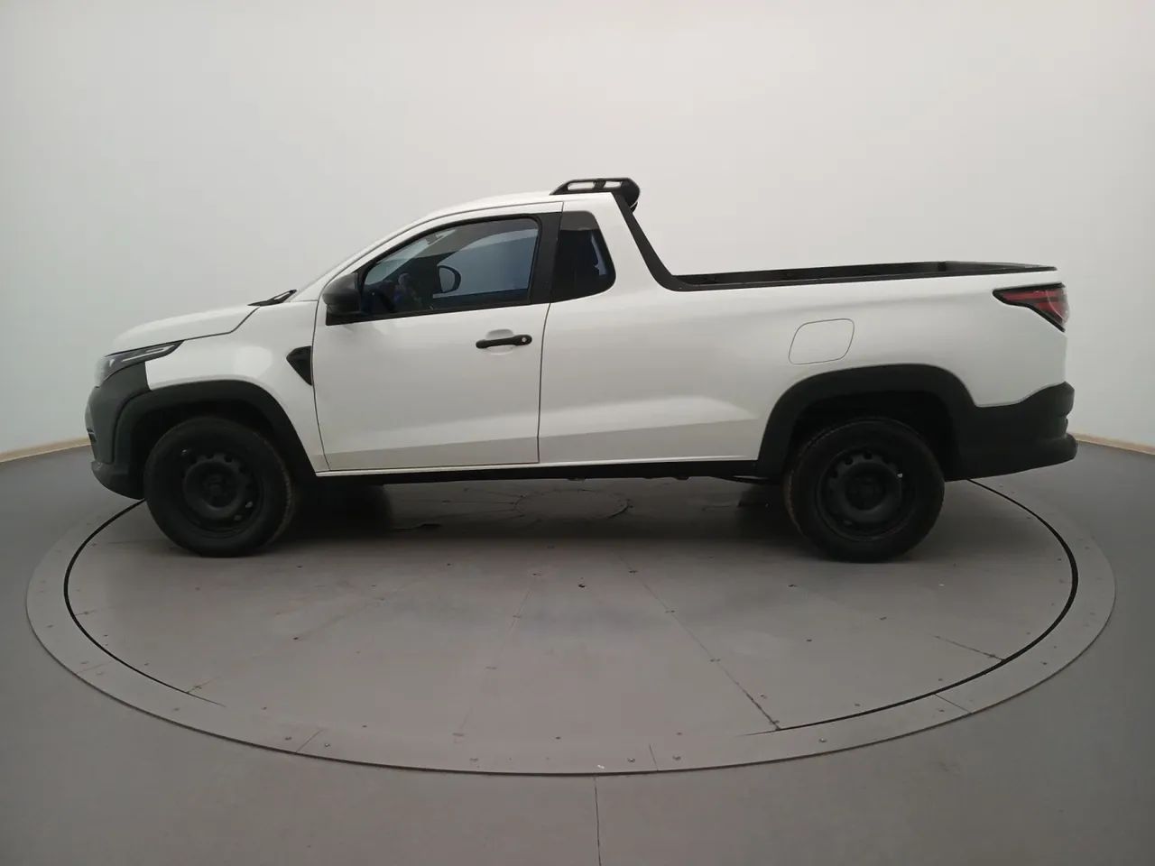 Fiat Strada Endurance 1.4 Flex 8V C 2023 - Foto 2
