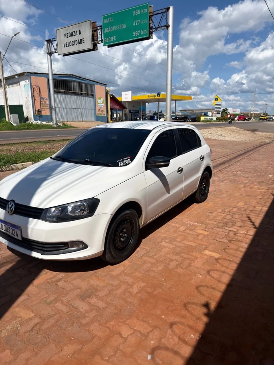 Volkswagen Gol Gol (novo) 1.0 Mi Total Flex 8V 4p 2014