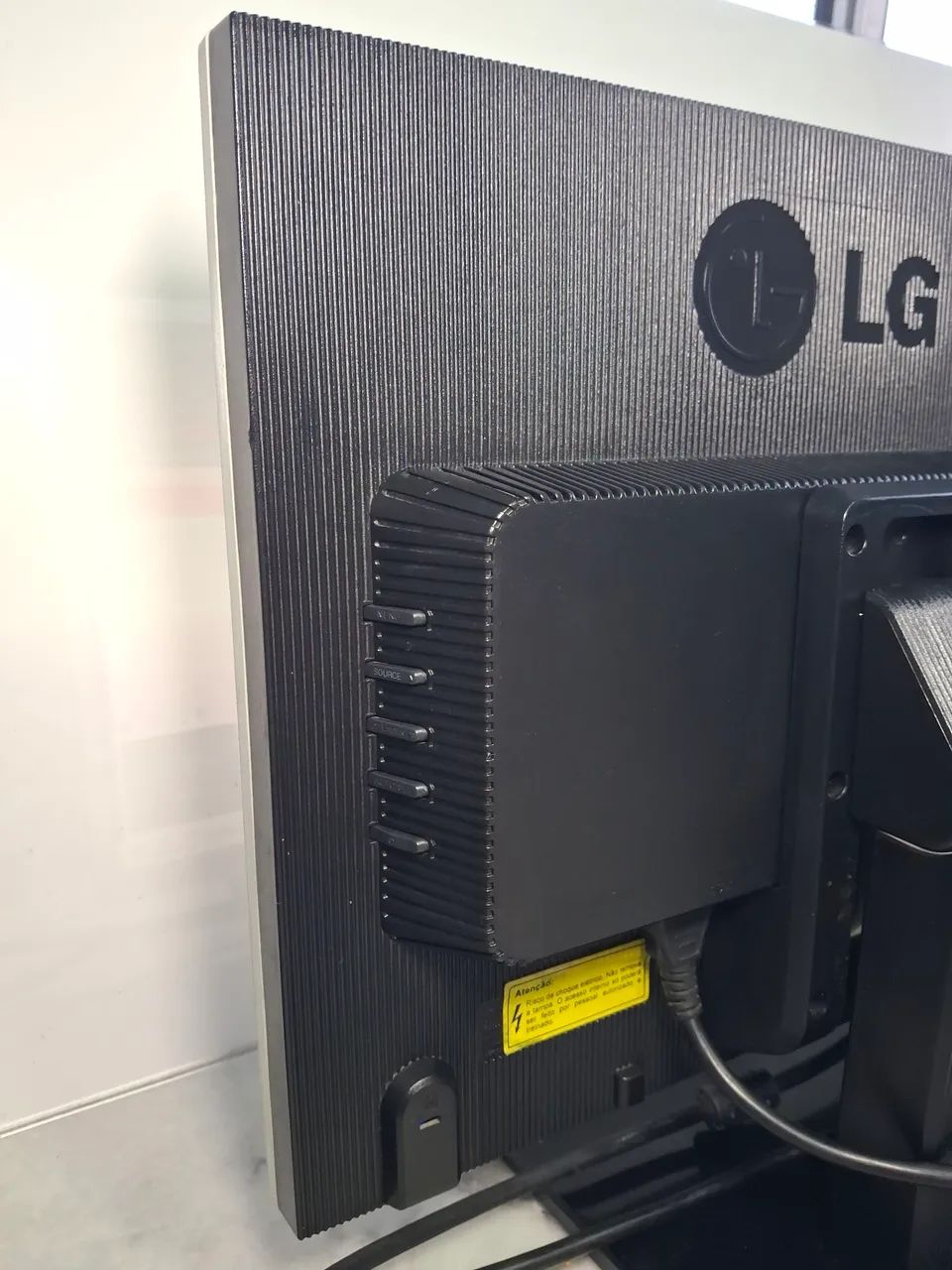 MONITOR LG FLATRON 19" L1953H-SF - VGA/HDMI - Foto 5