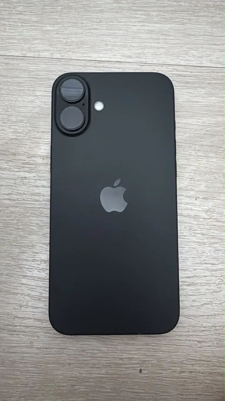 iPhone 16 plus - Foto 2