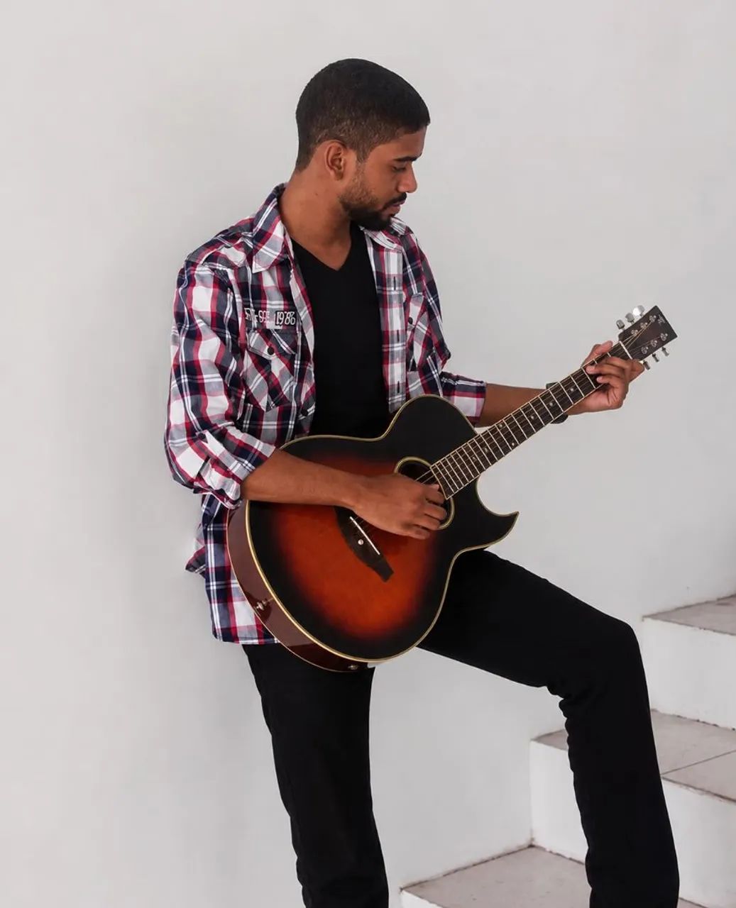 Aulas de Violão e Guitarra em Domicílio em São Luís - Foto 4