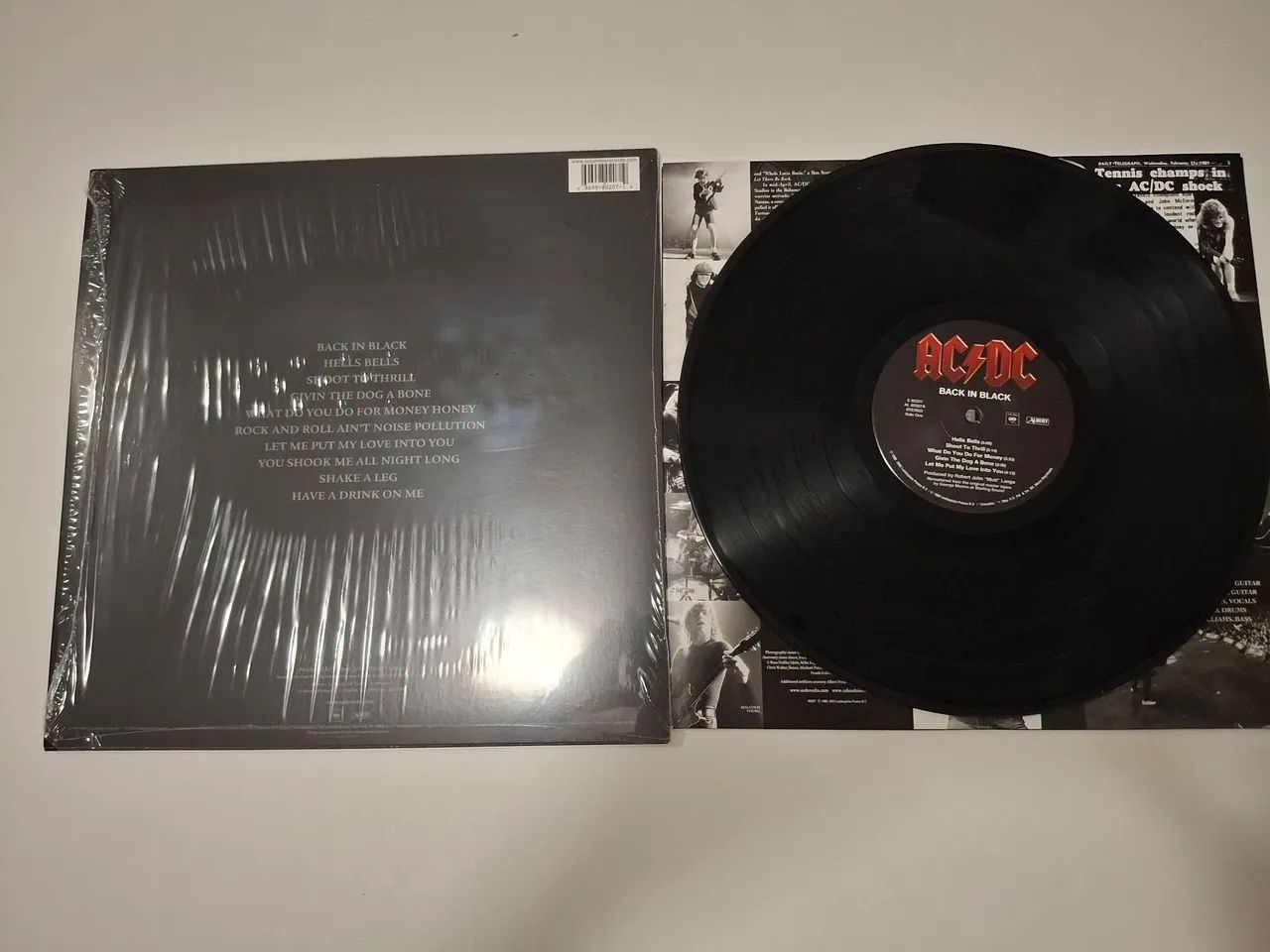 LP AC/DC Back in Black Importado Zerado - Foto 2