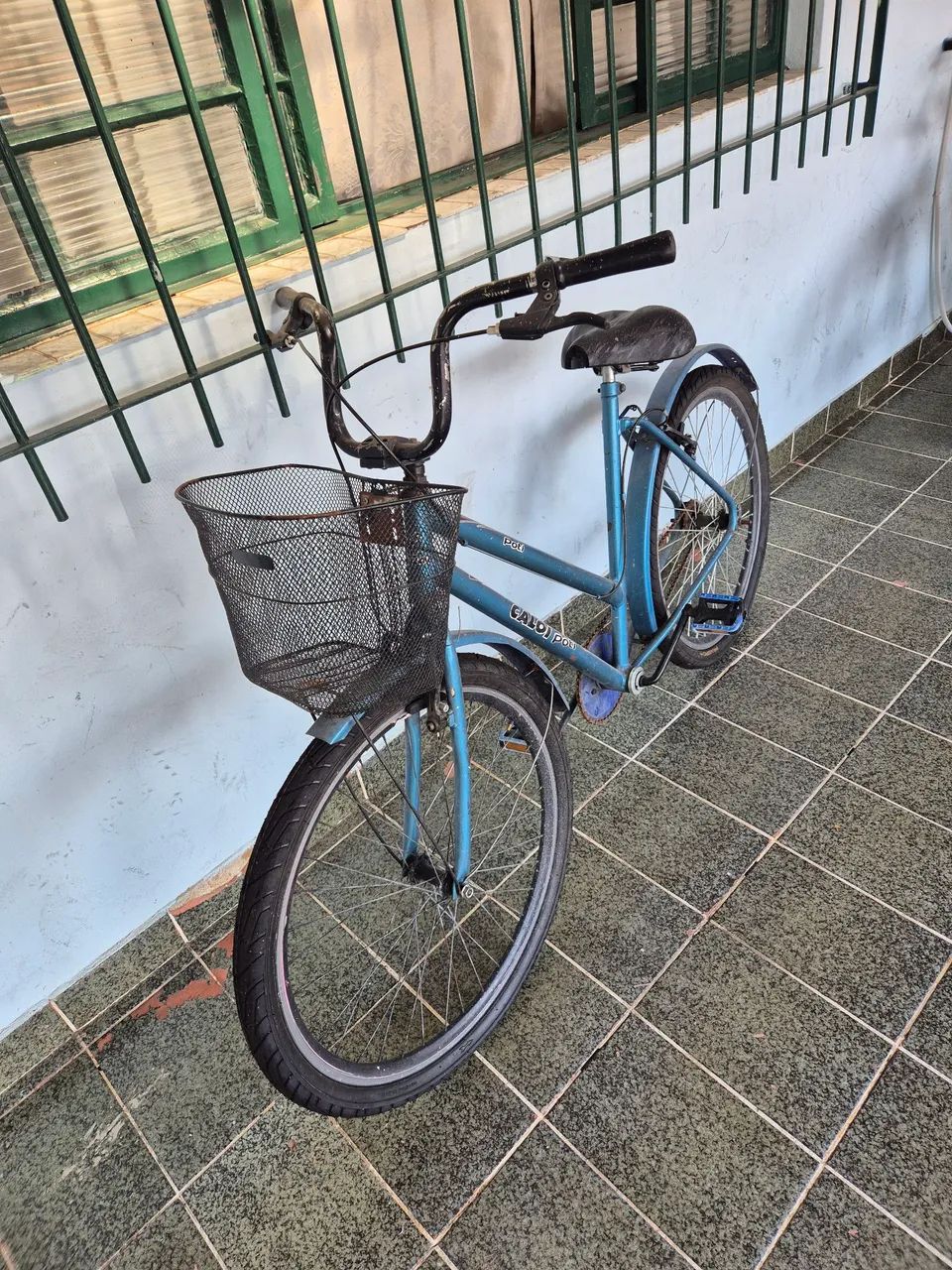 Bicicleta aro 26 com pneus novos  - Foto 2