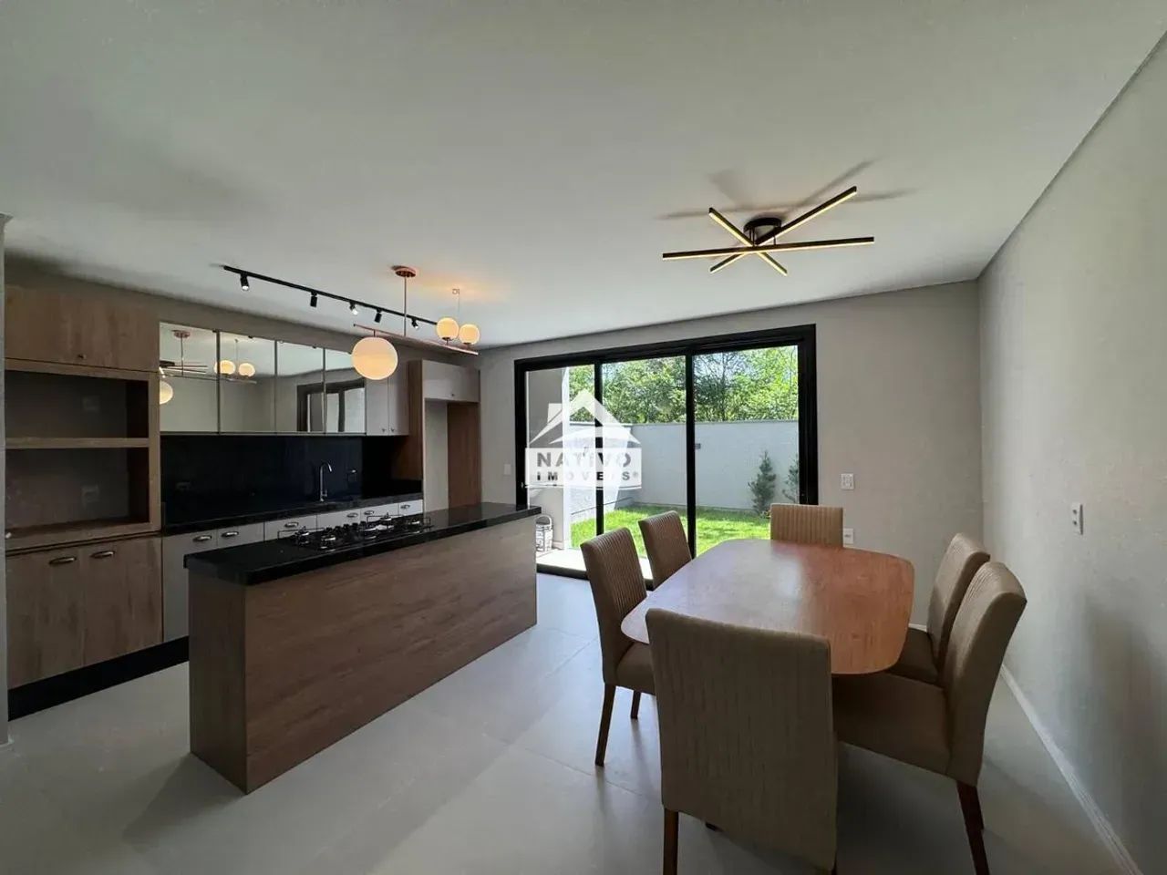 Sobrado Mobiliado com 3 dormitórios nos Ingleses/Florianópolis - Foto 3