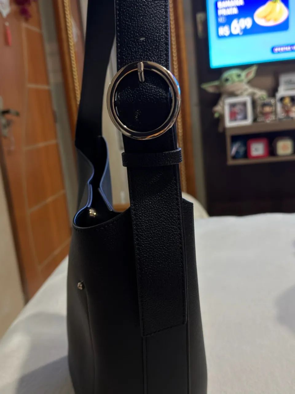 Bolsa Guess baú  - Foto 3