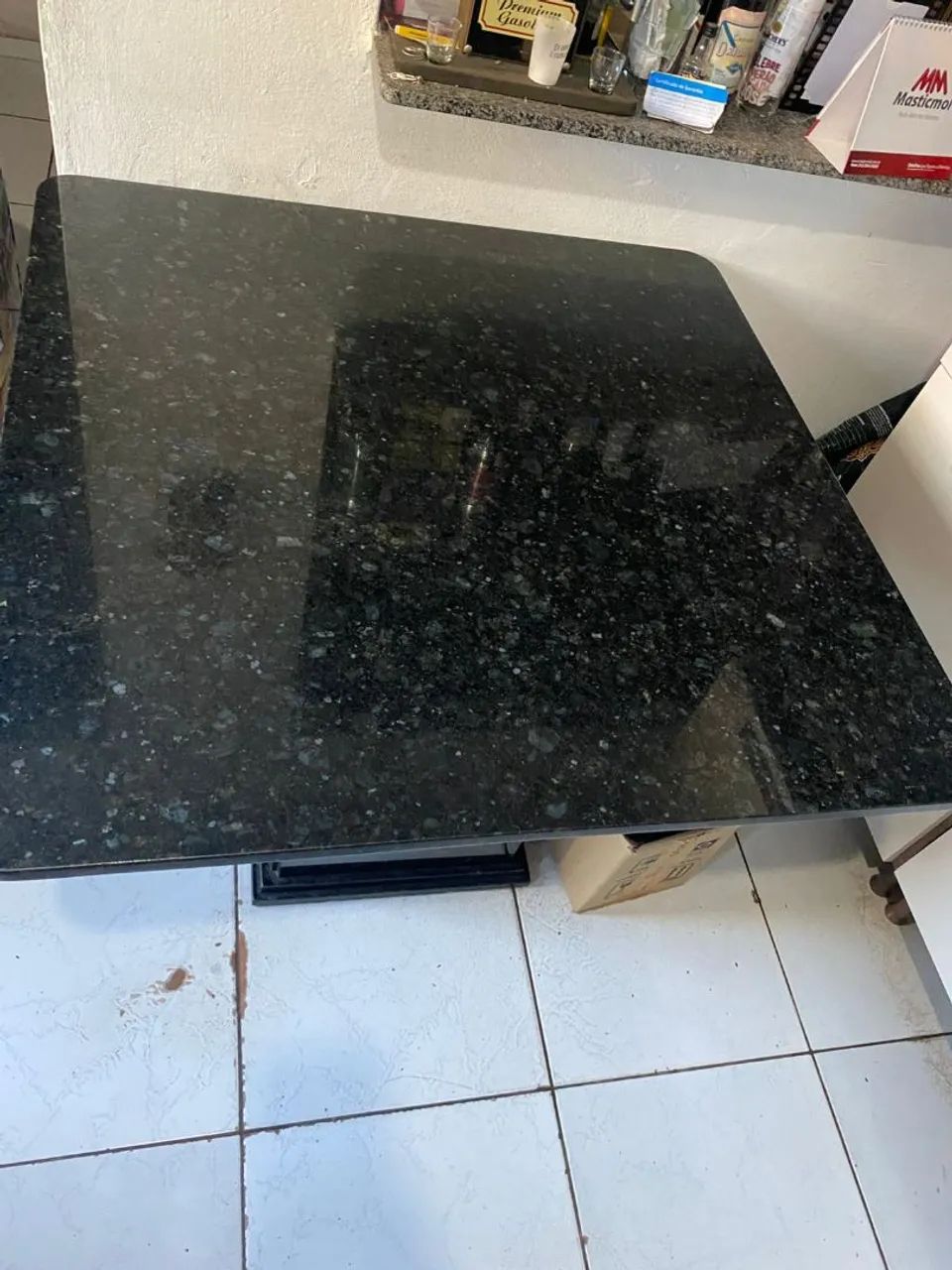 Mesa de granito verde Ubatuba com cadeiras - Foto 3