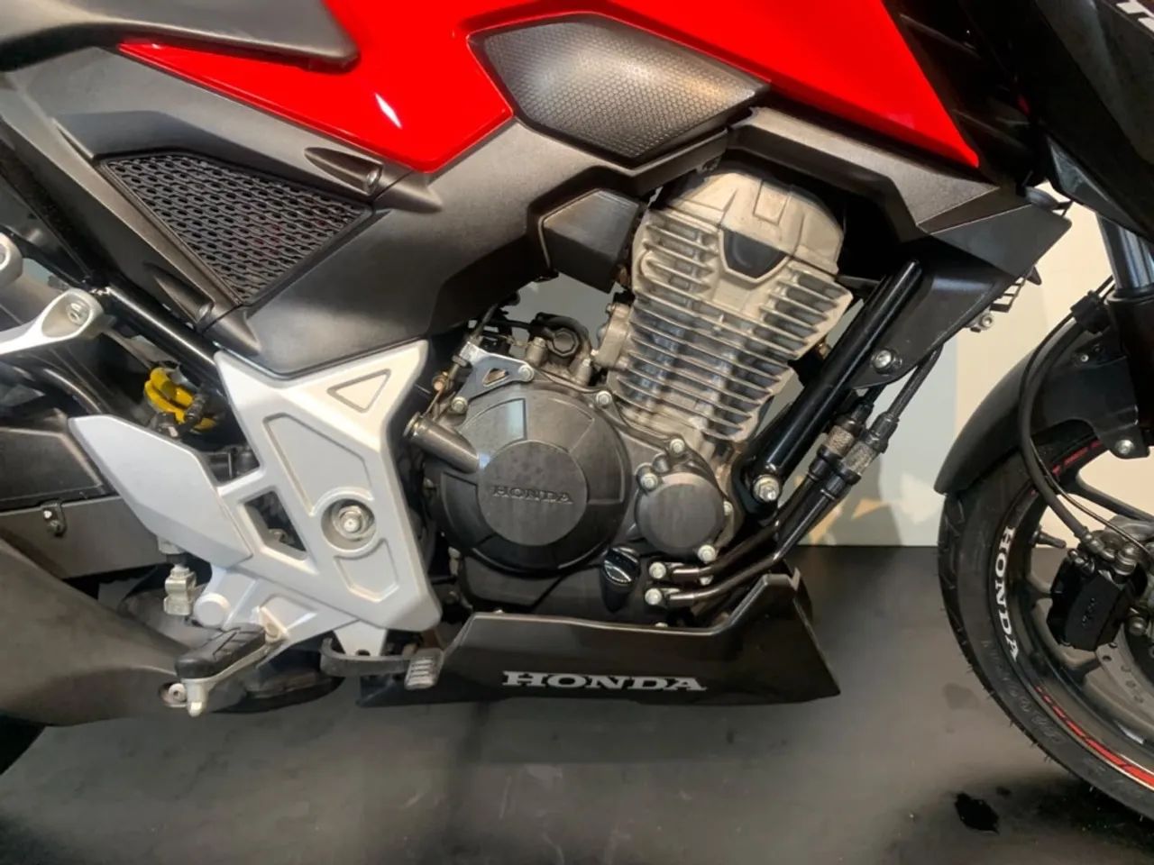 CB 300F Twister Flex - Foto 4
