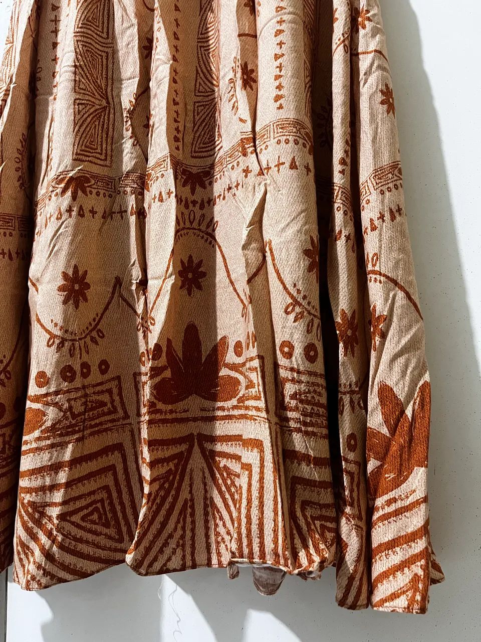 Saia maxi longa estampada marrom M - Foto 3