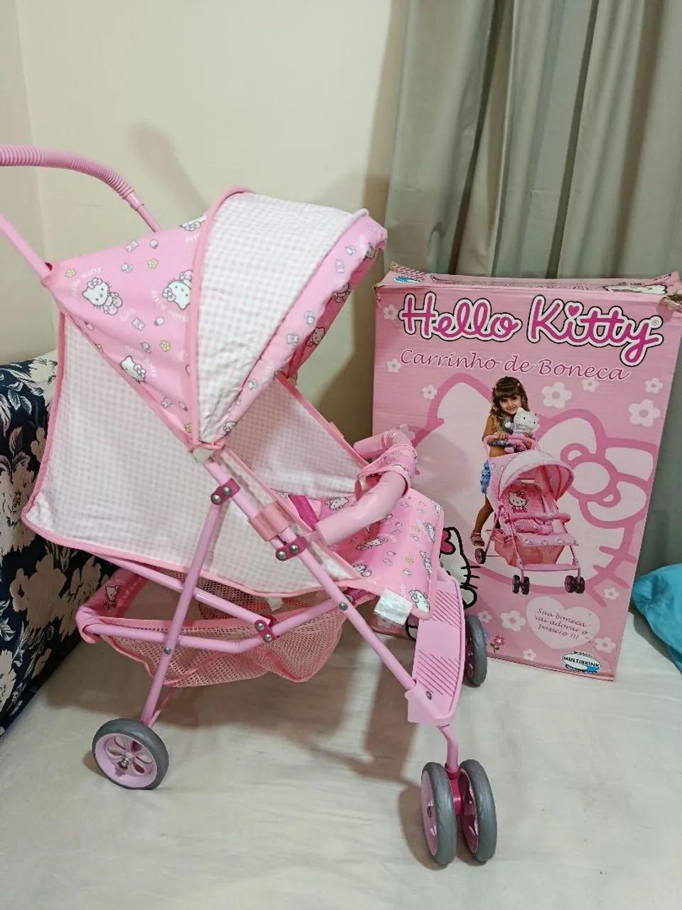 Carrinho de boneca da Hello kit excelente estado - Foto 2