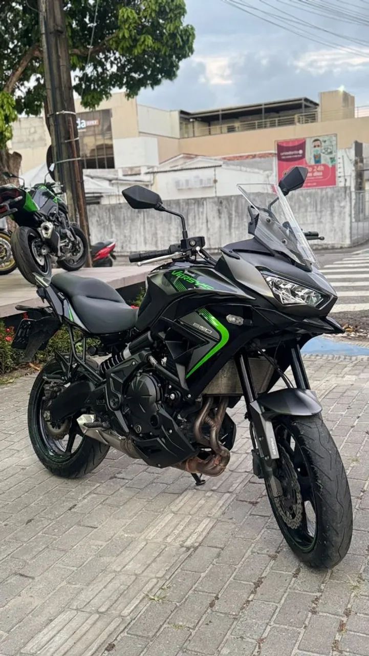 KAWASAKI VERSYS 650 ABS 2025 - Foto 2