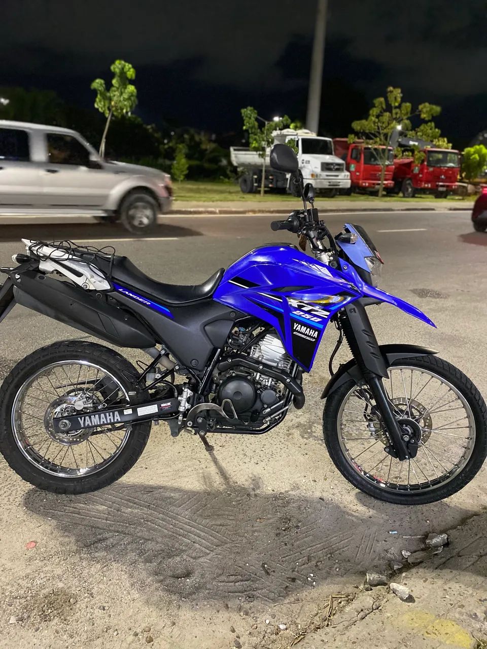 XTZ LANDER 250  - Foto 4