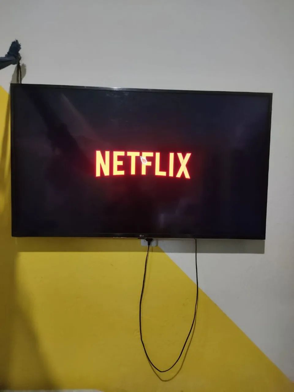 Tv LG 50 polegadas vendo ou troco em celular do meu interesse chama - Foto 2