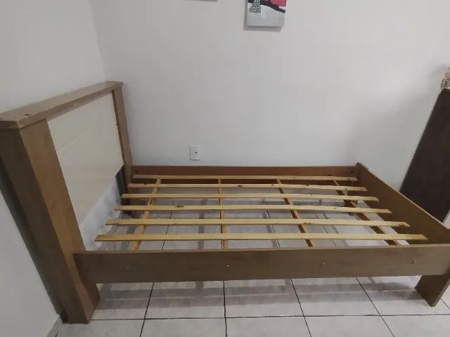Cama de solteiro usada - Foto 2