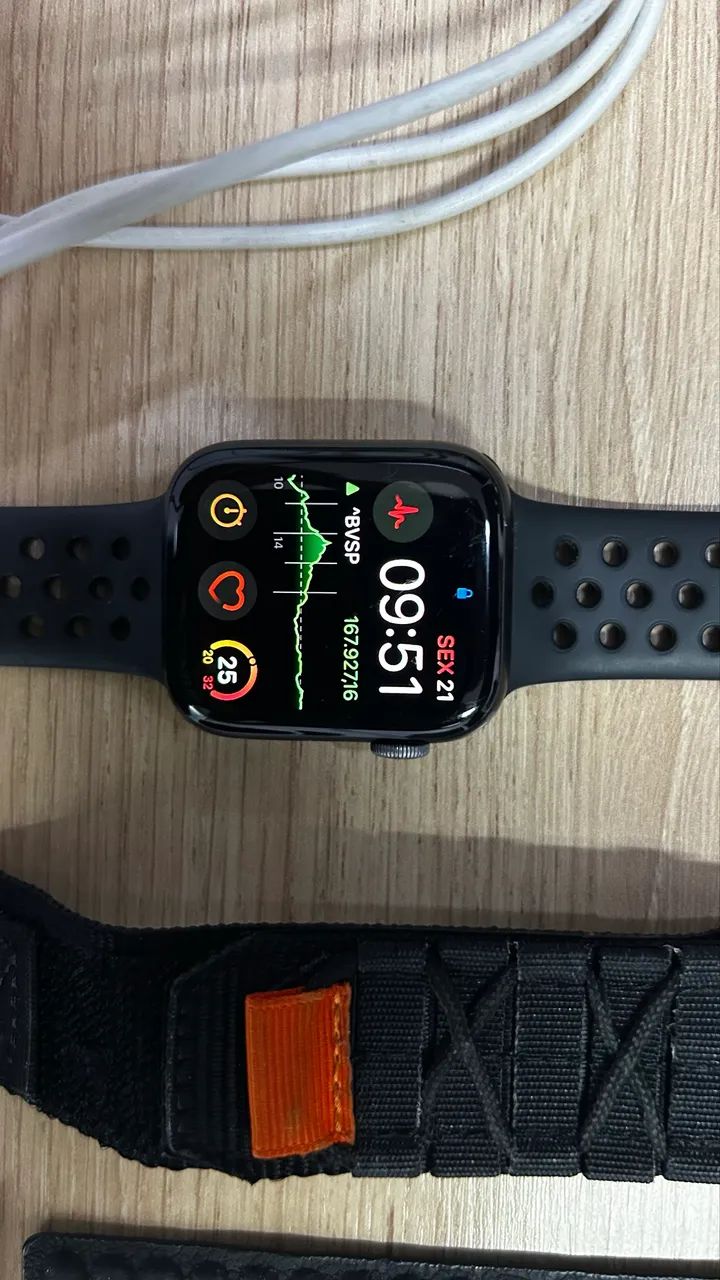 Apple Watch Nike Séries 6 - 44mm