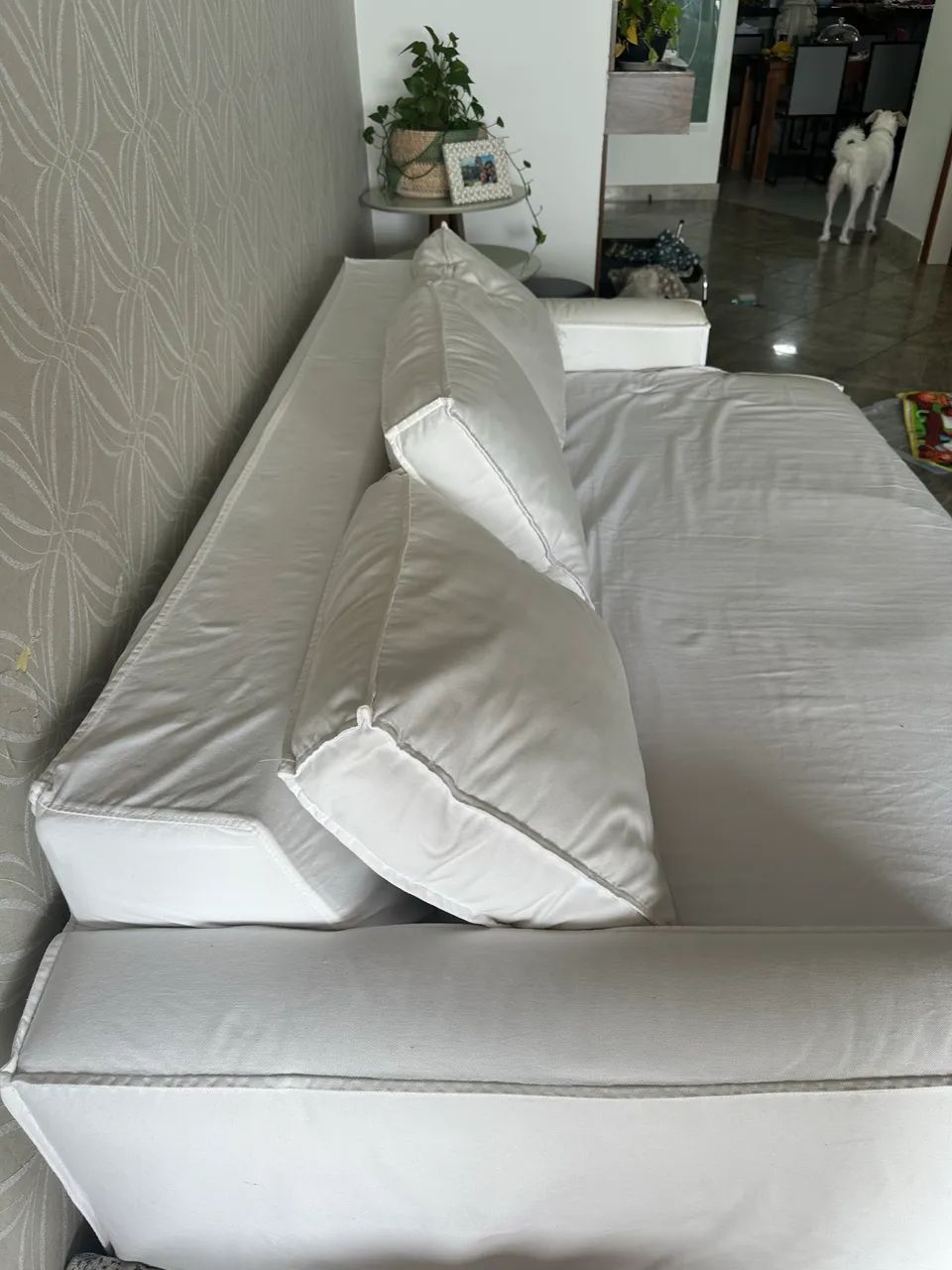 Vendo Sofá Retrátil 4 lugares - Foto 4
