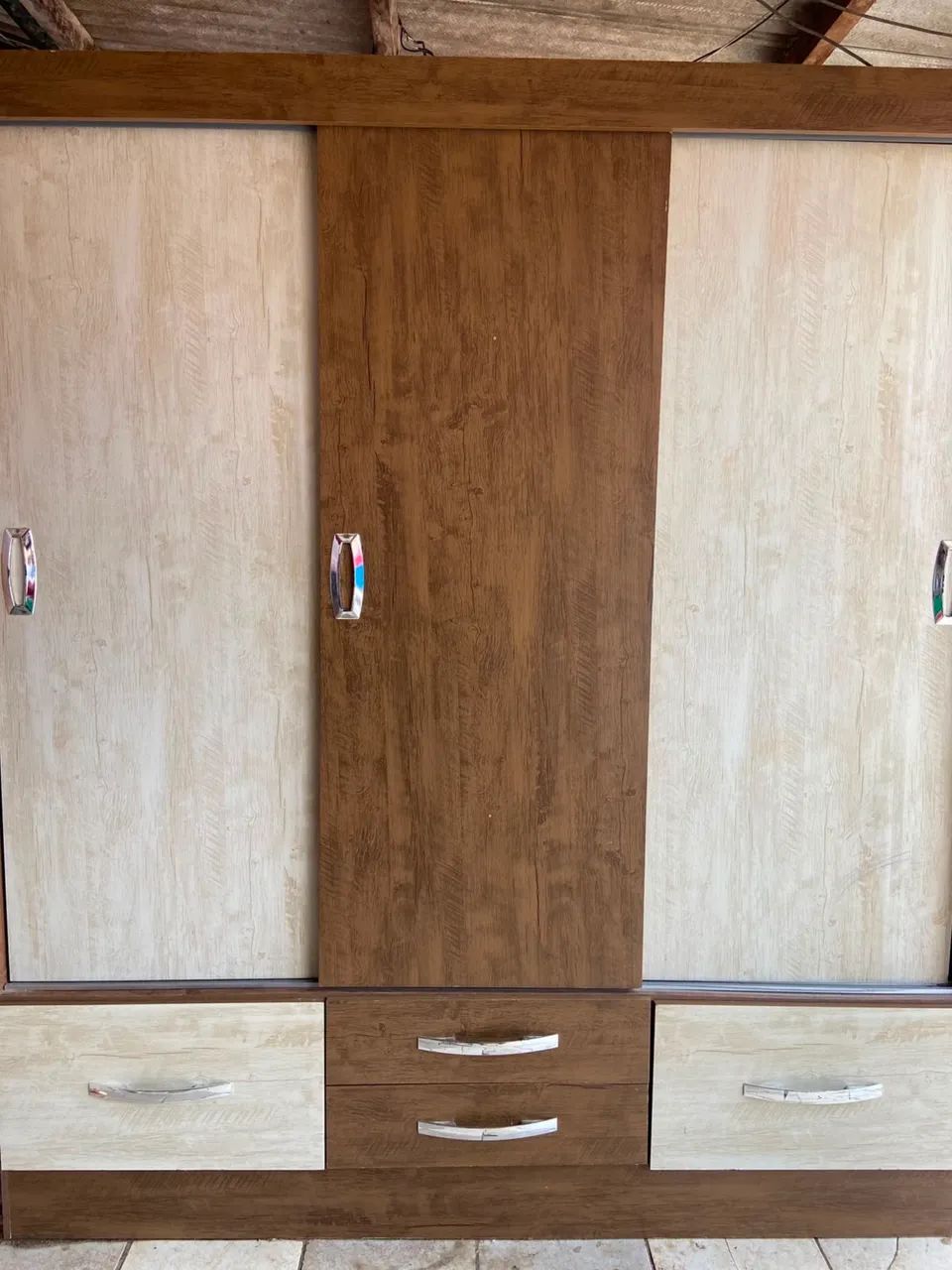 Guarda roupa casal