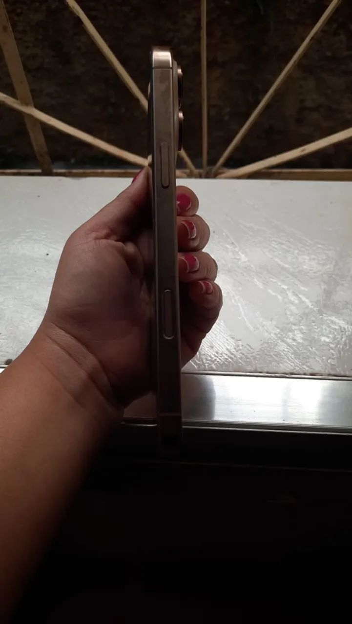 iPhone 16 pro Max desert 256 GB - Foto 5