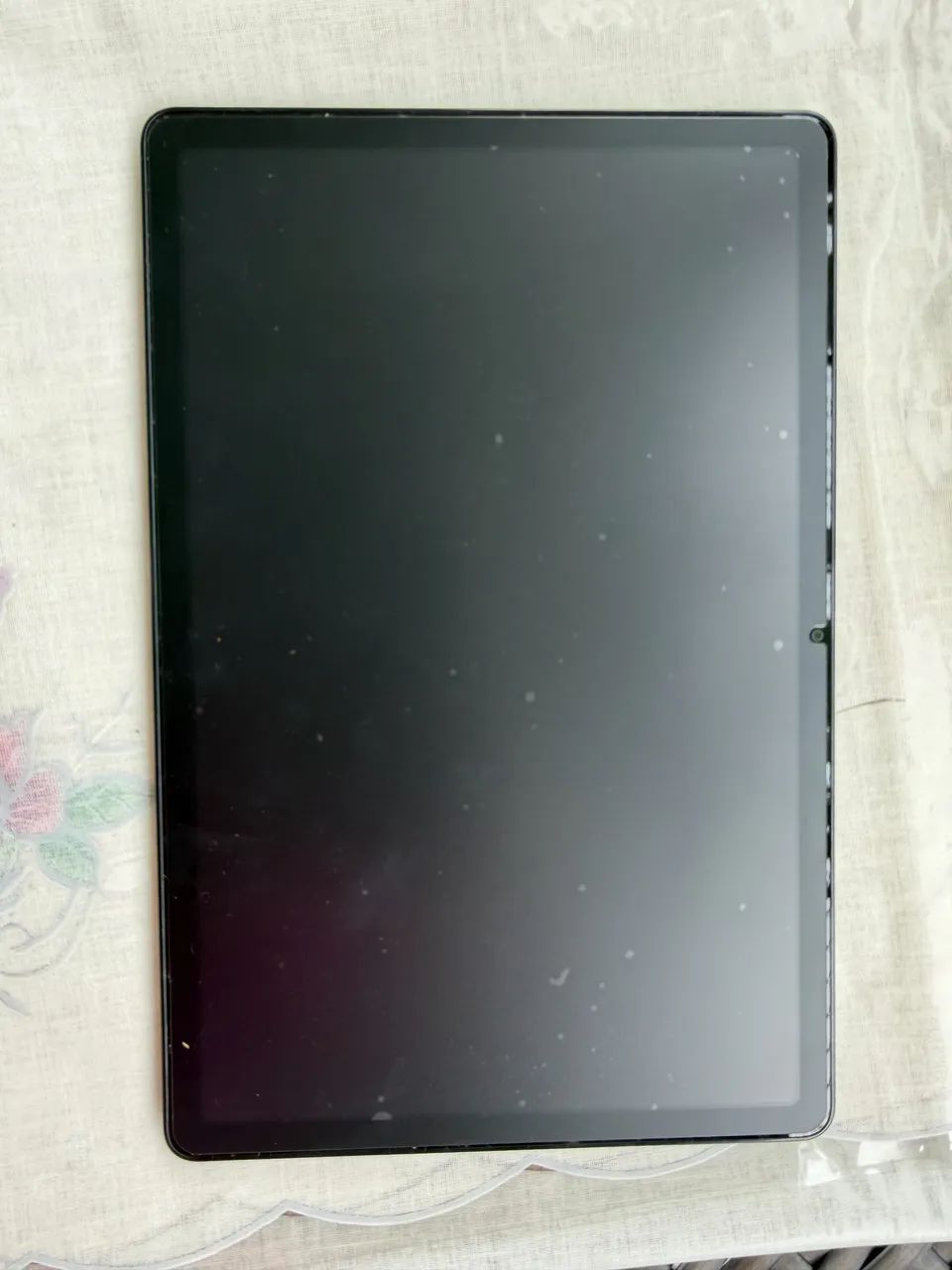 Tablet A11+ / Nem 1 ano de uso 