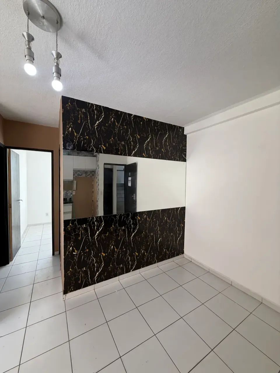 Ideal samambaia 3 andar escada bloco 27 com planejados - Foto 2