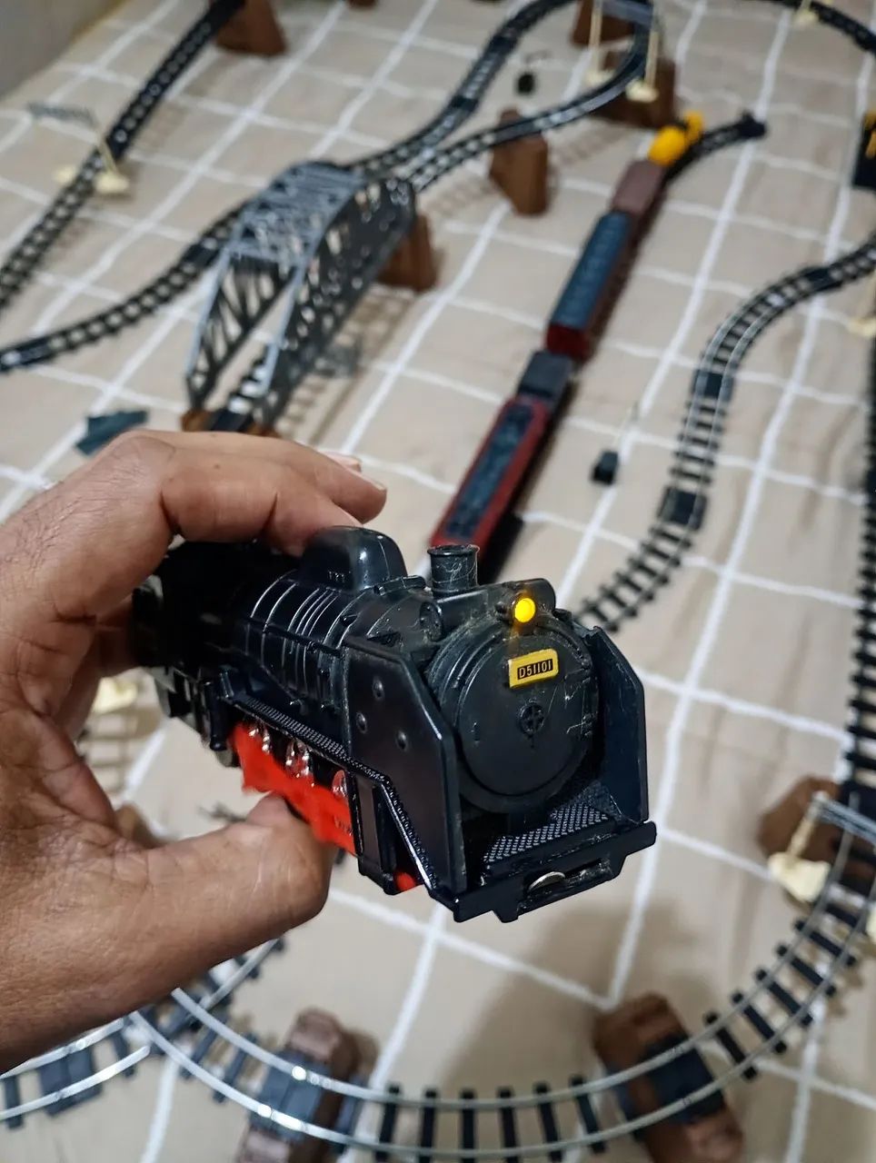 Ferrorama xp1500 com 2 locomotiva funcionando perfeitamente  - Foto 5