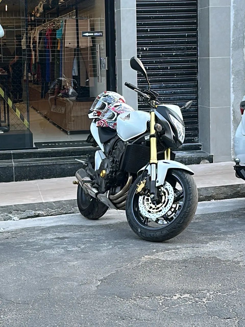 Hornet 2014