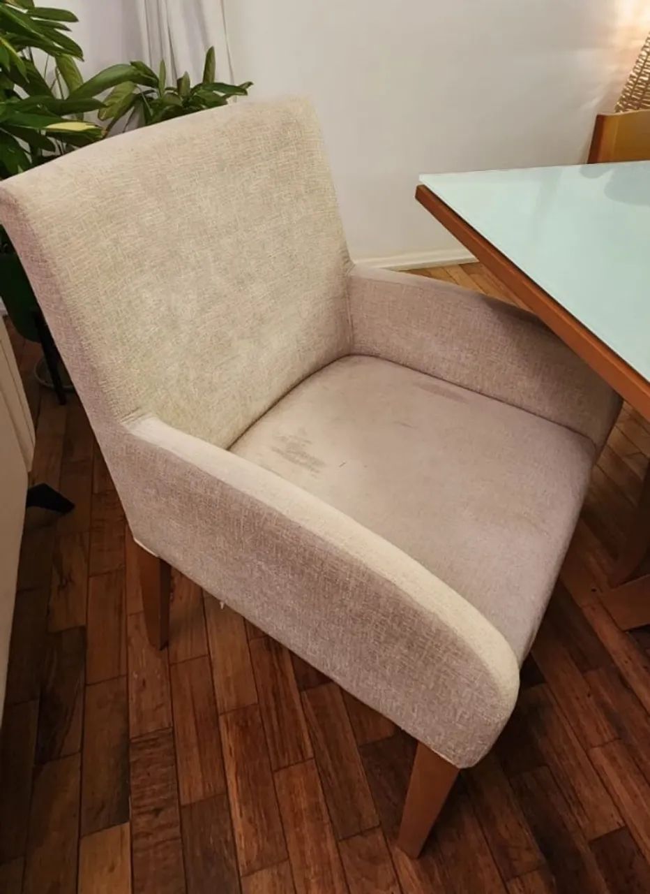 Mesa de jantar quadrada com 6 cadeiras - Foto 4