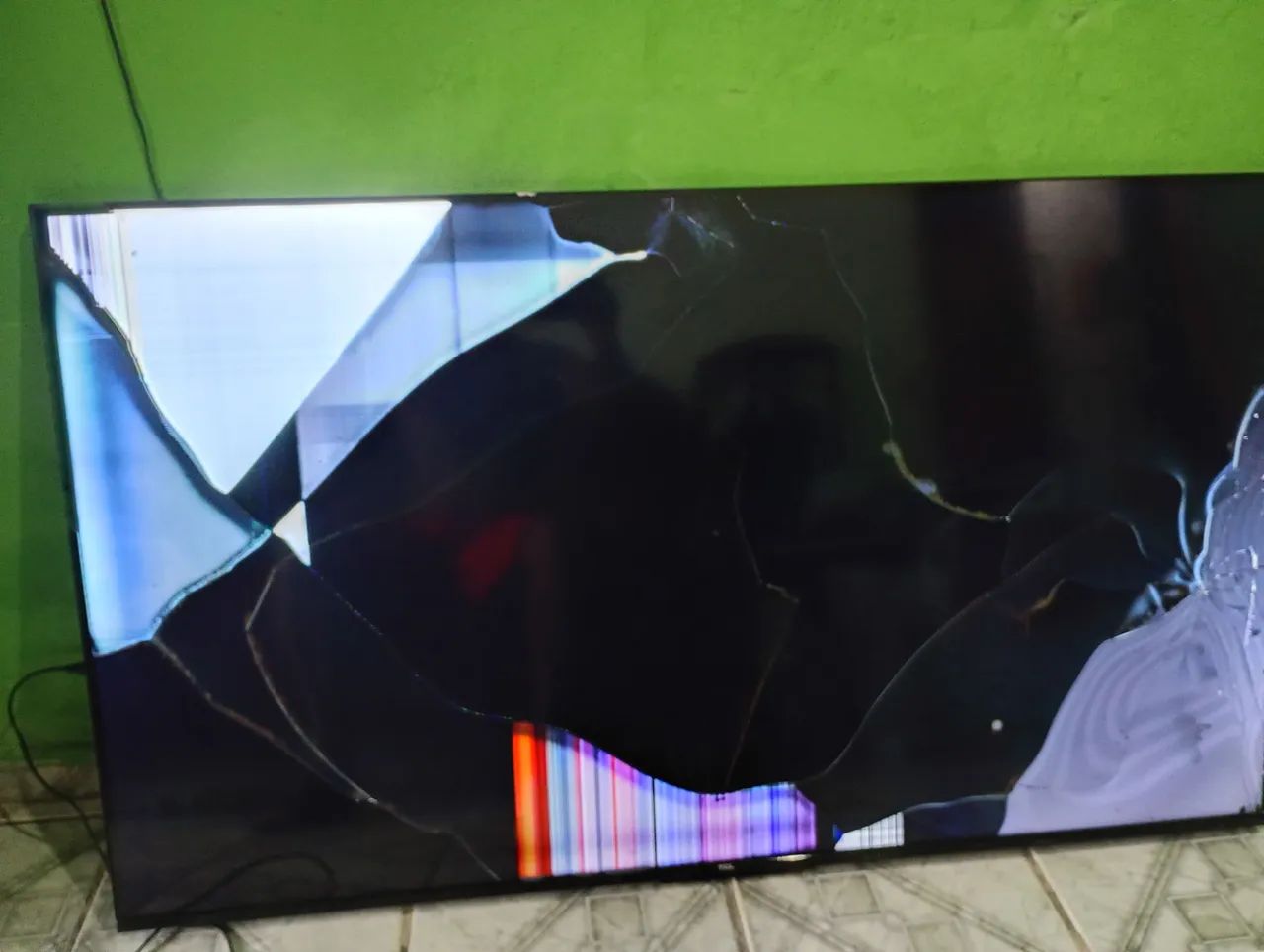 TV,. - Foto 2