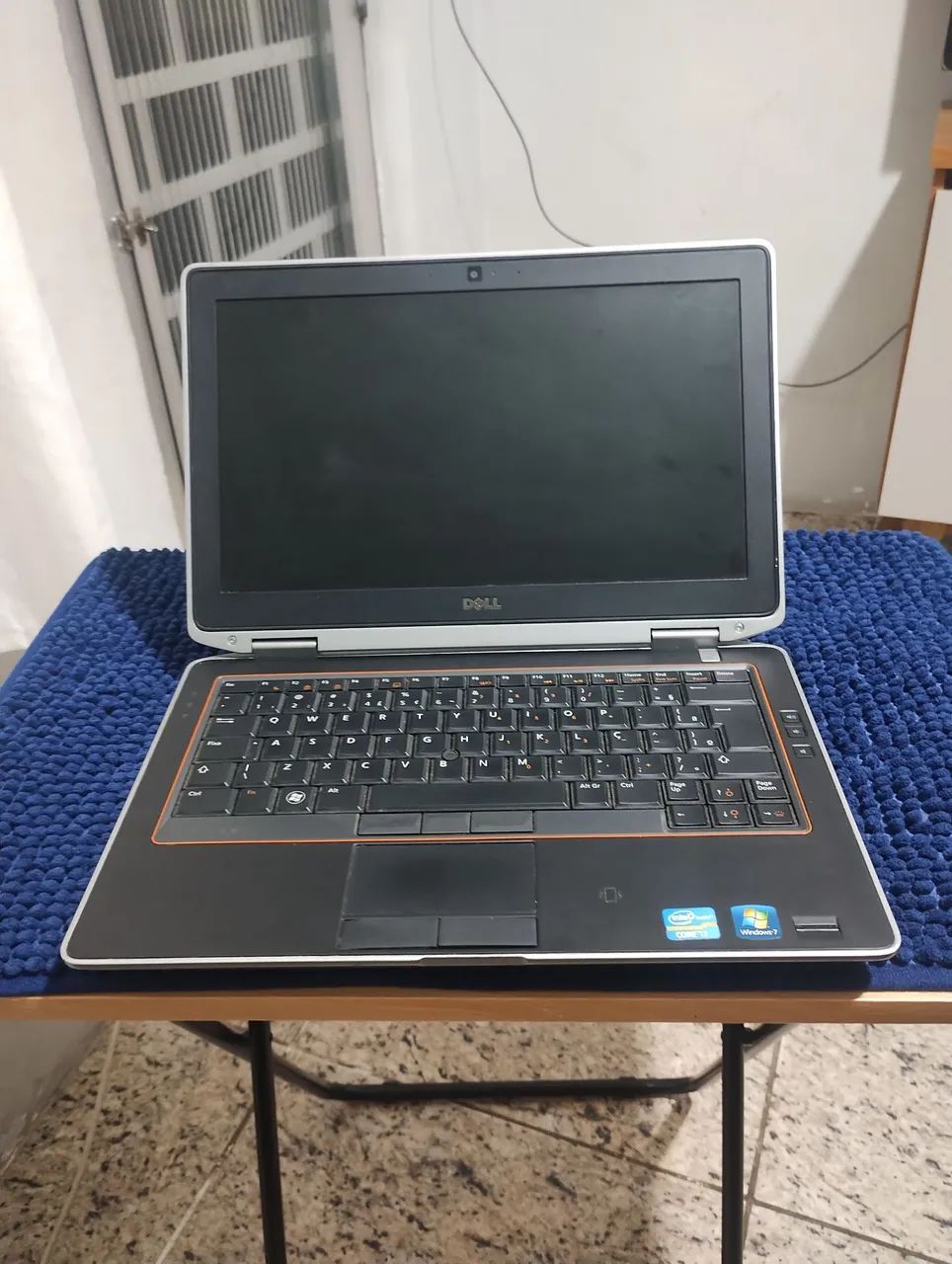 Vendo Notebook da Marca Dell Latitude E6320 - Foto 2