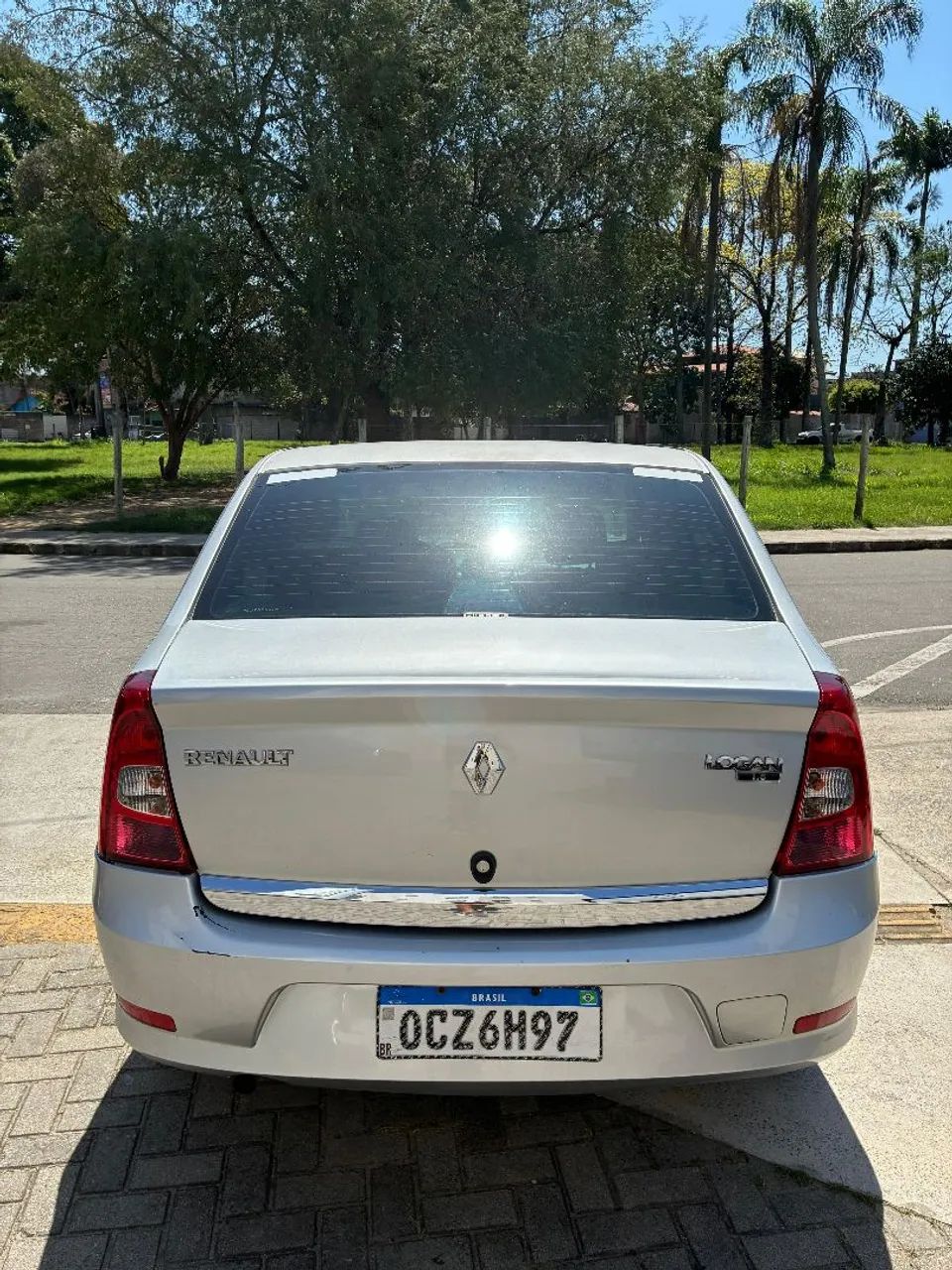 Renault Logan Expression Hi-flex 1.6 8V 4P 2011 - Foto 5