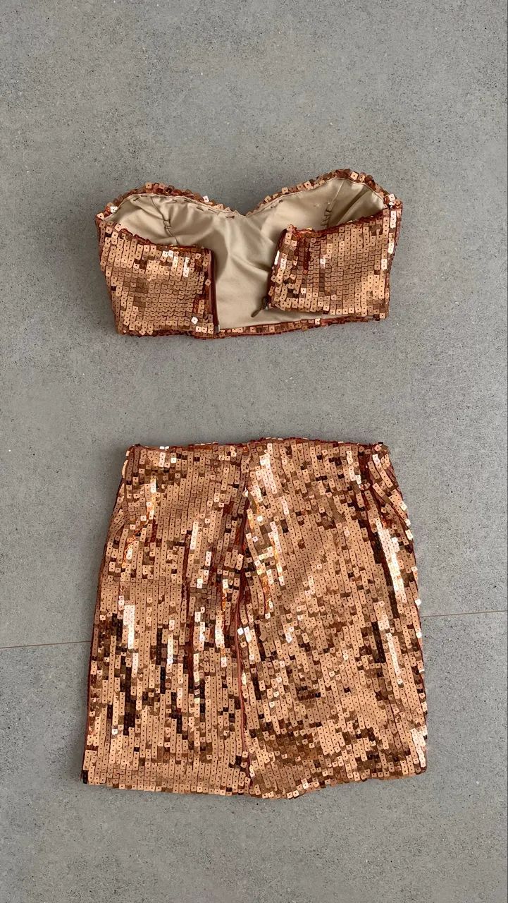 Conjunto de brilho dourado - P - Foto 3
