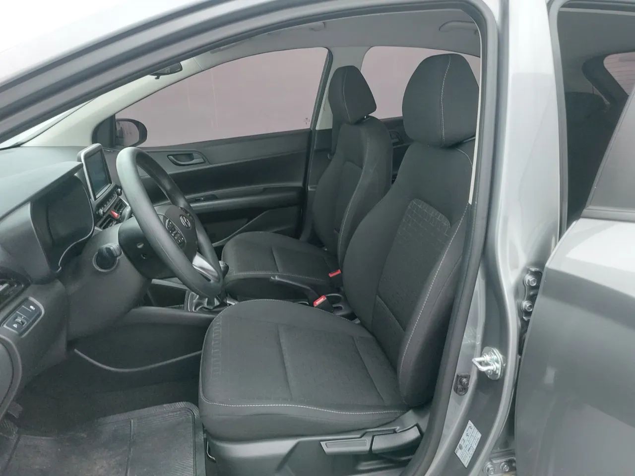 Hyundai HB20 Comfort Plus 1.0 Flex 12V Mec., foto 16 de 18