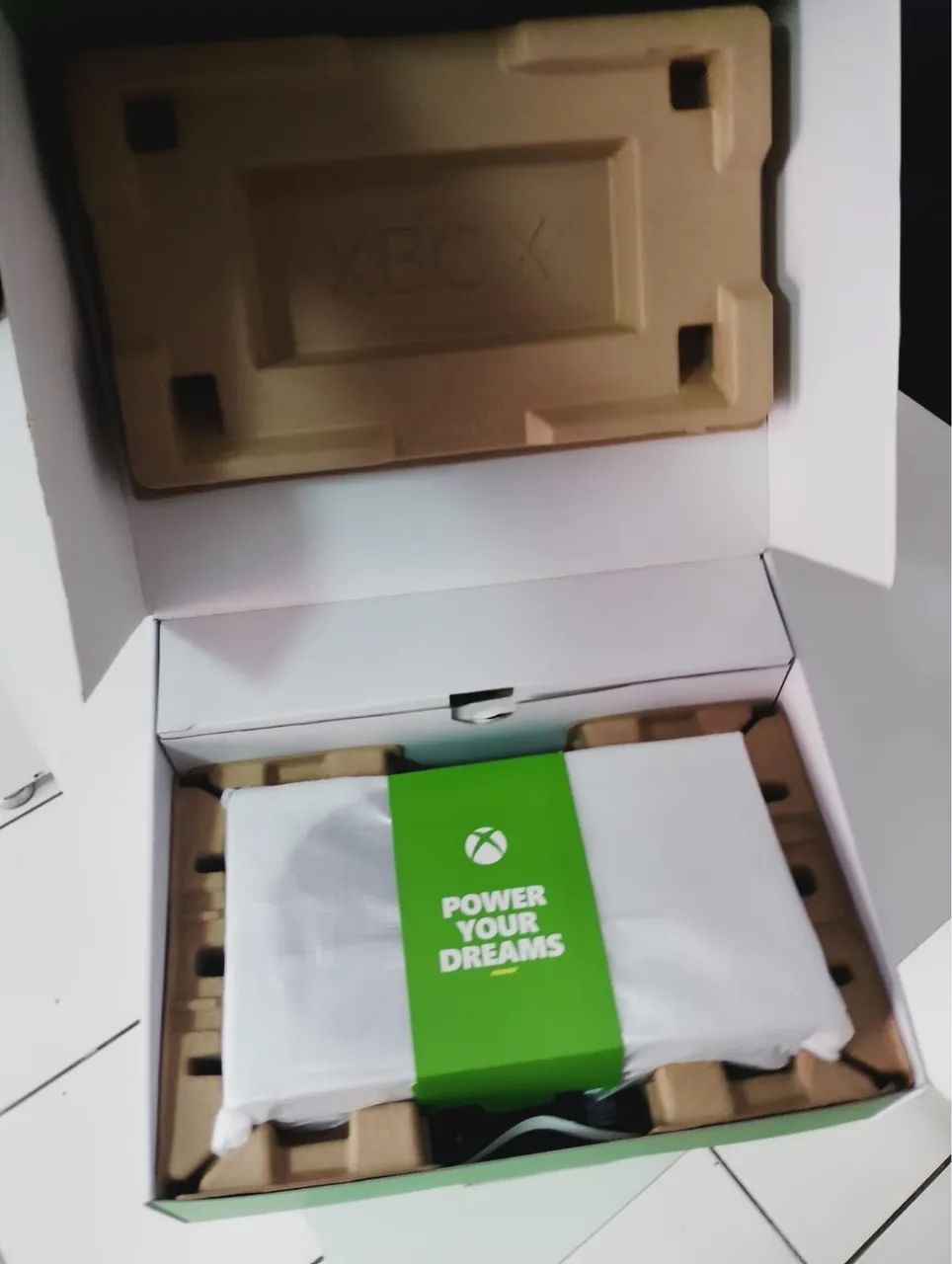 Xbox séries S na caixa 